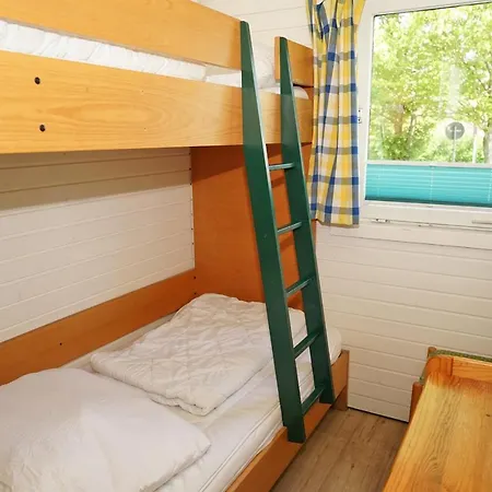 Grosses Grundstueck Fuer Ganze Familie Дамп